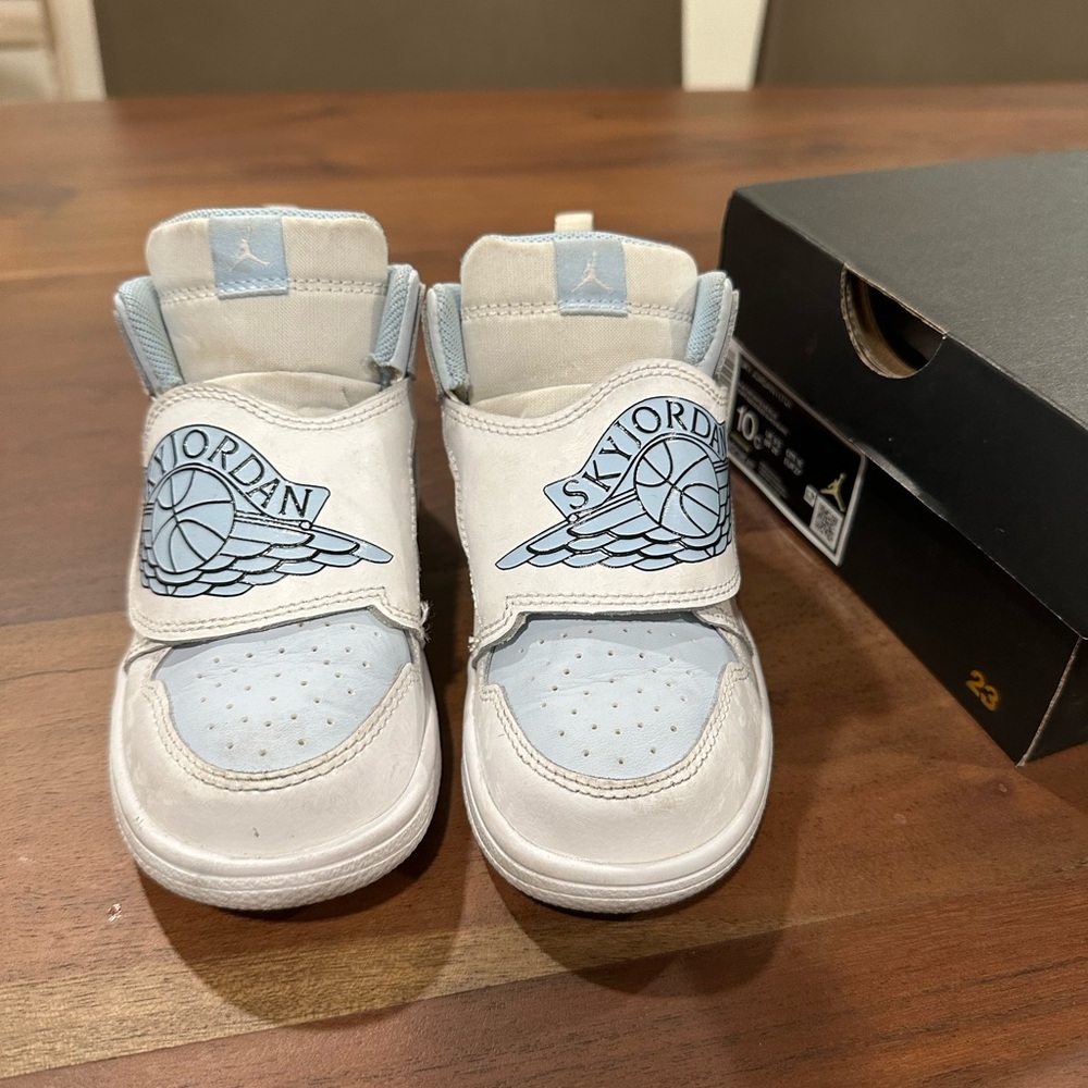 Sky Jordan 1 - Toddler size 10